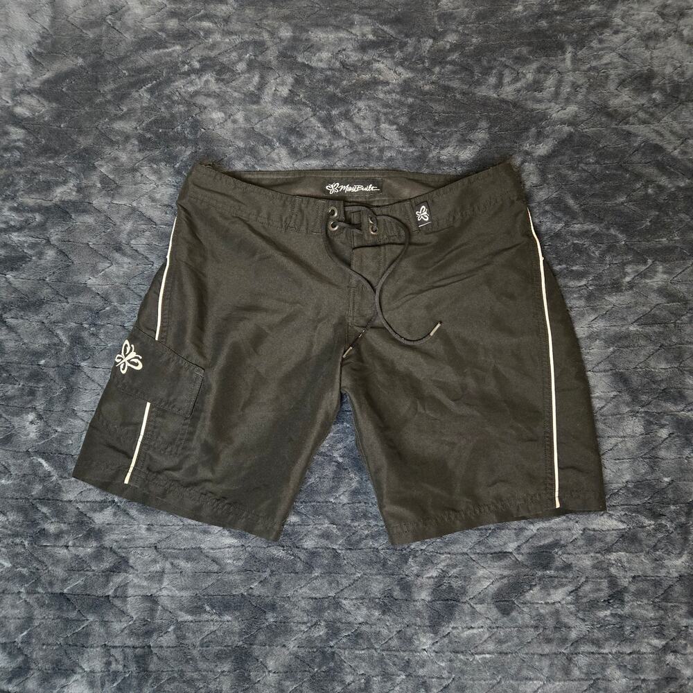 VTG Maui Built Men's Black Board Shorts Butterfly Logo Classic - Size 9 (M)